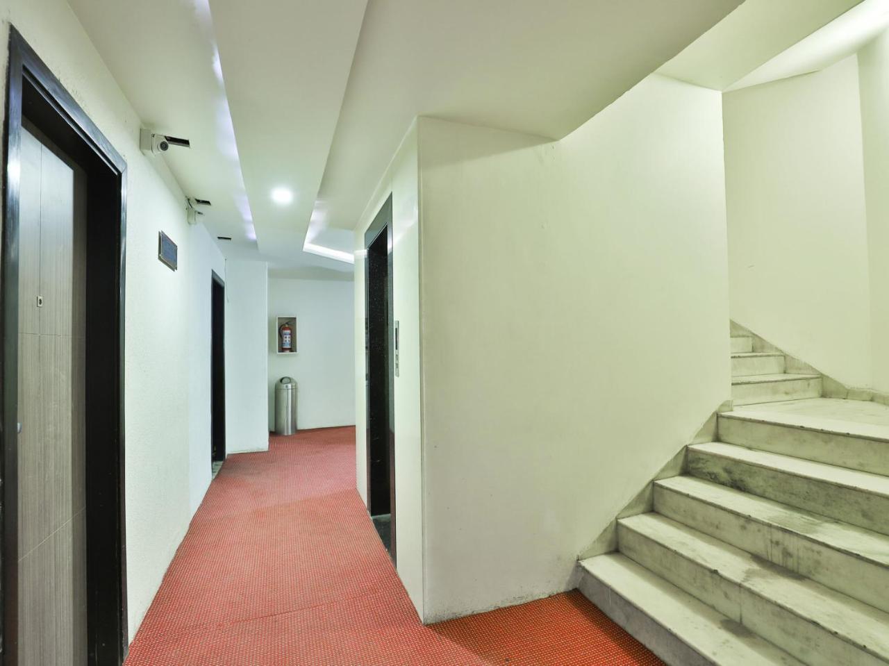 Oyo 1123 Hotel Rock Regency Ahmadábád Kültér fotó