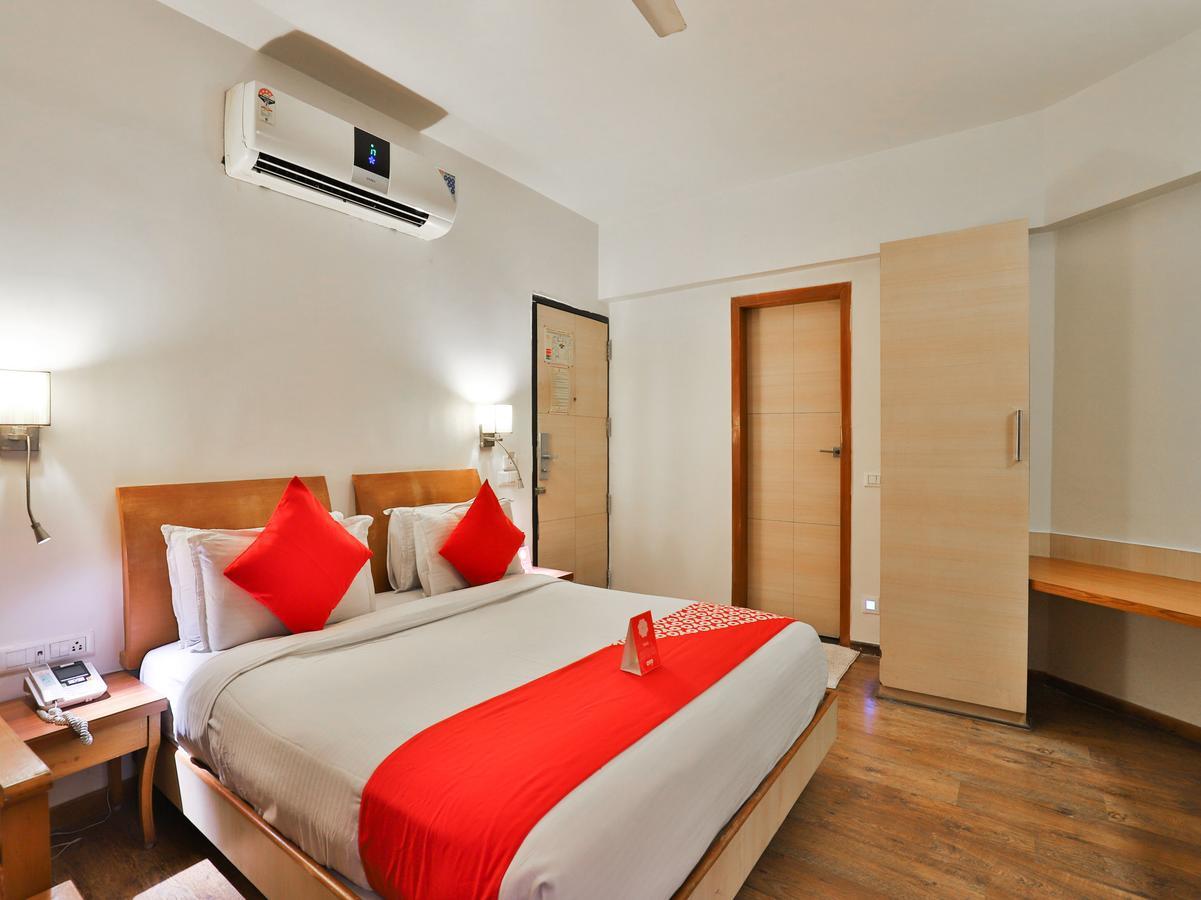 Oyo 1123 Hotel Rock Regency Ahmadábád Kültér fotó